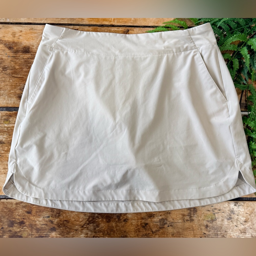 Walter Hagen Cream Mini Skort